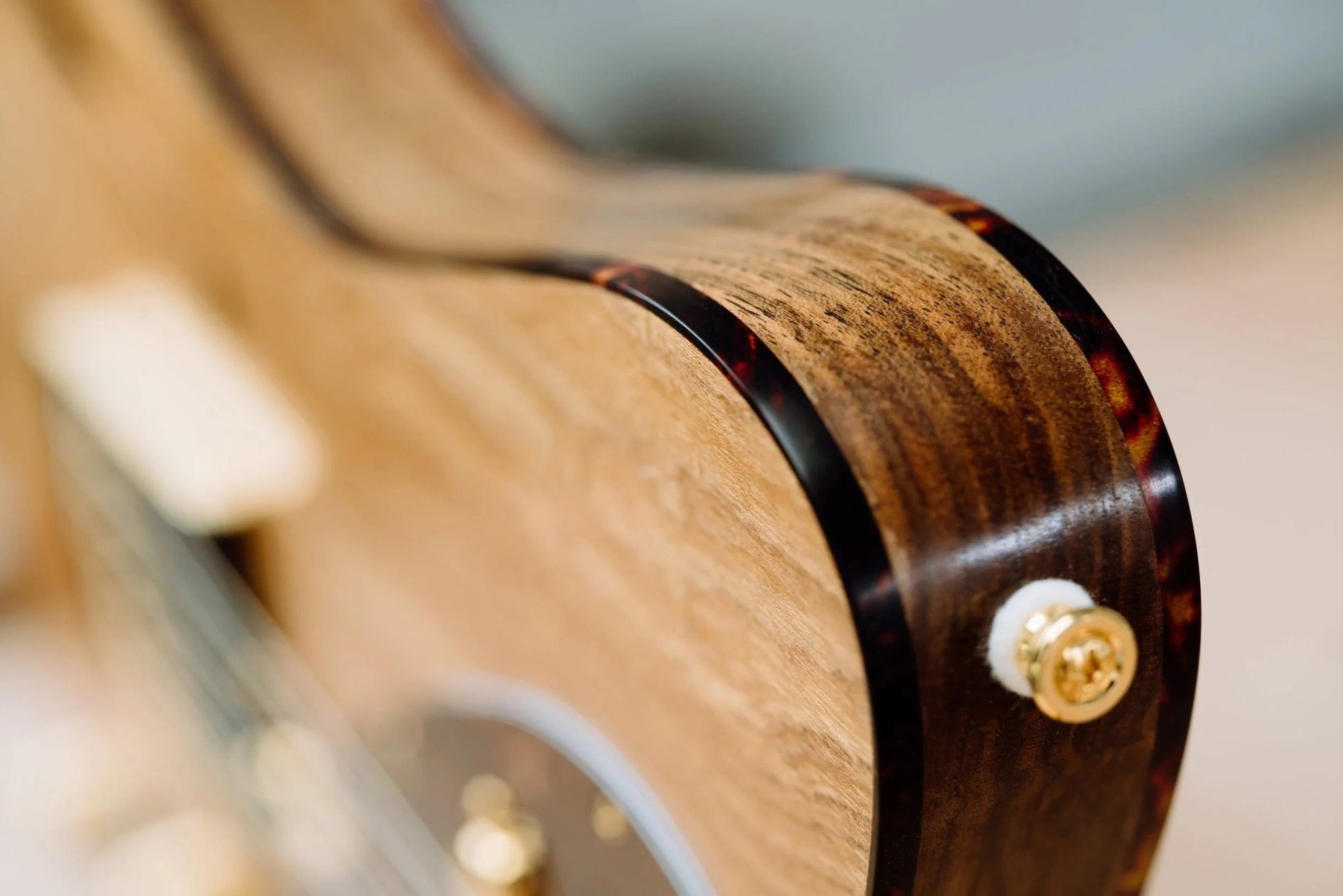 EX DEMO INDIANA SLIM ELM - westvalleyguitars