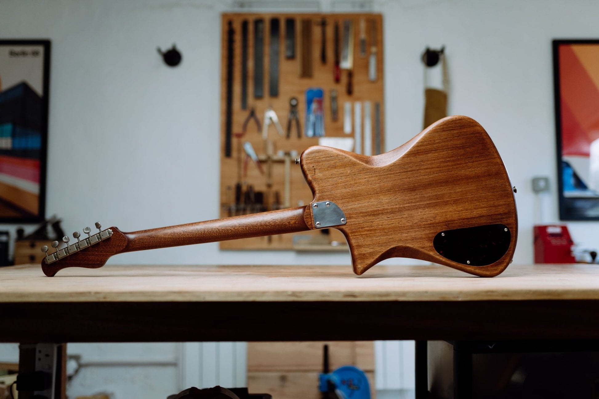 INDIANA VINTAGE WHITE * - westvalleyguitars